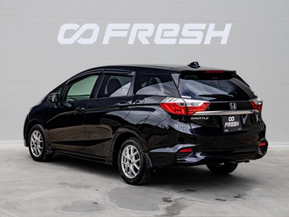Honda Shuttle II с пробегом 2018 года, цена 1 490 000 рублей, 90281 км, универсал, Автокод Объявления