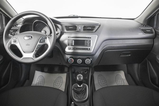 Kia Rio III Рестайлинг с пробегом 2017 года, цена 999 000 рублей, 114000 км, седан, Автокод Объявления