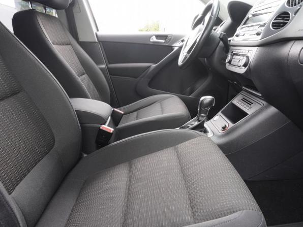 Volkswagen Tiguan I Рестайлинг с пробегом 2013 года, цена 1 393 000 рублей, 145698 км, внедорожник, Автокод Объявления