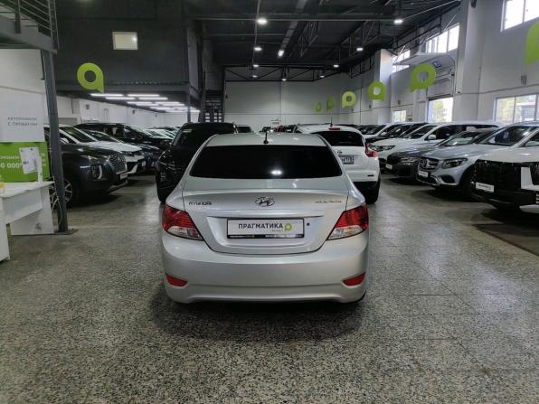 Hyundai Solaris I с пробегом 2012 года, цена 535 000 рублей, 266037 км, седан, Автокод Объявления