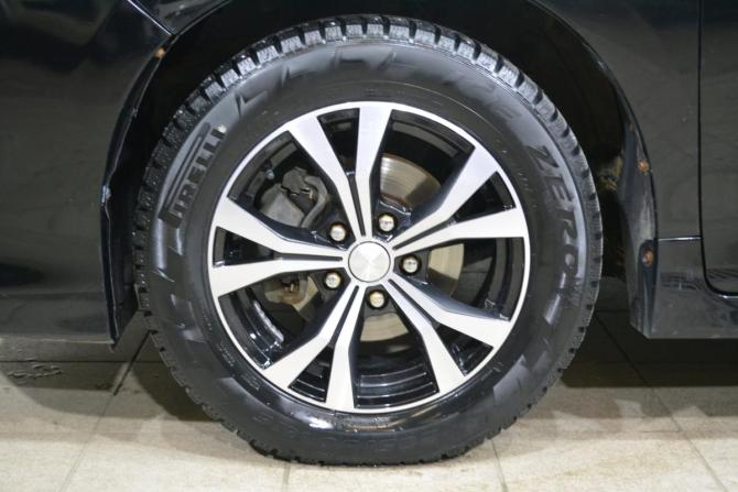 Toyota Noah III (R80) с пробегом 2016 года, цена 1 650 000 рублей, 133800 км, минивэн, Автокод Объявления