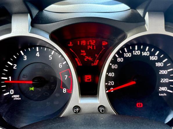 Nissan Juke I с пробегом 2012 года, цена 960 000 рублей, 119172 км, внедорожник, Автокод Объявления