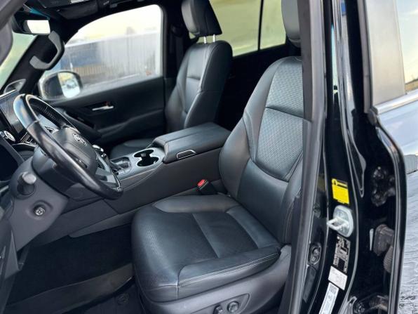 Toyota Land Cruiser 300 Series с пробегом 2021 года, цена 8 520 000 рублей, 89069 км, внедорожник, Автокод Объявления
