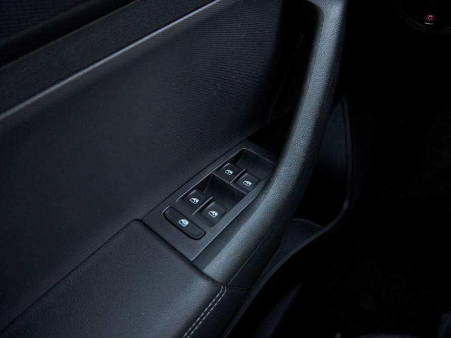 Volkswagen Polo VI Казань  - изображение 12