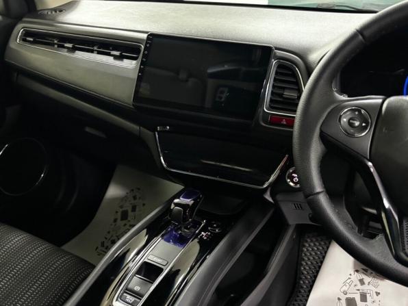 Honda Vezel I с пробегом 2014 года, цена 1 349 000 рублей, 155000 км, внедорожник, Автокод Объявления