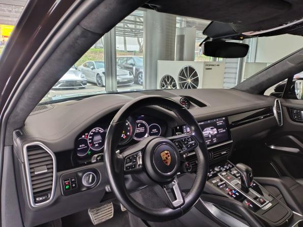 Porsche Cayenne III с пробегом 2019 года, цена 9 990 000 рублей, 95788 км, внедорожник, Автокод Объявления