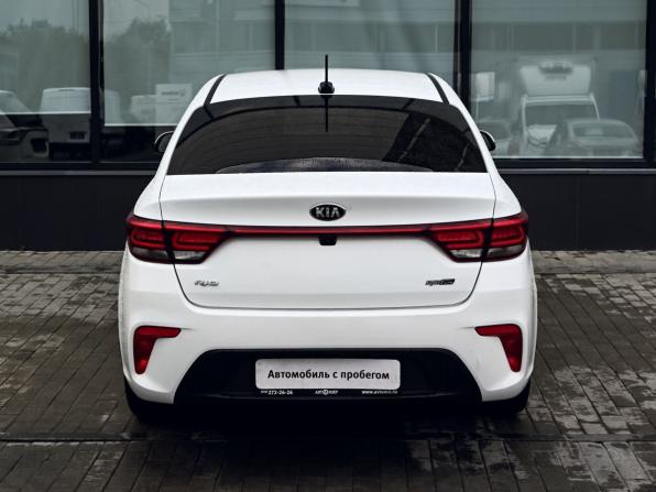 Kia Rio IV с пробегом 2018 года, цена 1 453 000 рублей, 99279 км, седан, Автокод Объявления