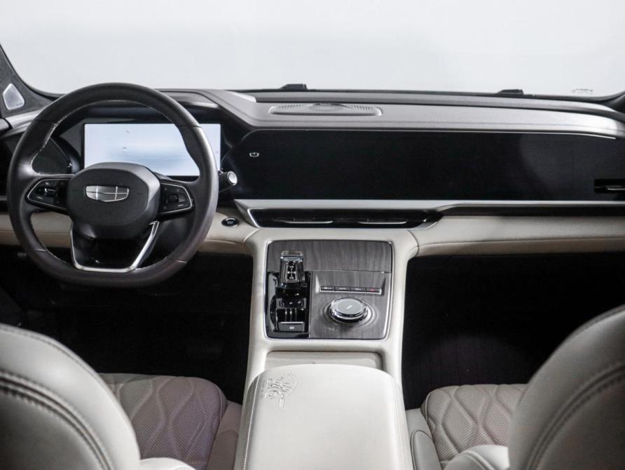 Geely Monjaro I Москва  - изображение 12