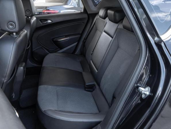 Opel Astra J с пробегом 2010 года, цена 539 000 рублей, 209303 км, хэтчбек, Автокод Объявления