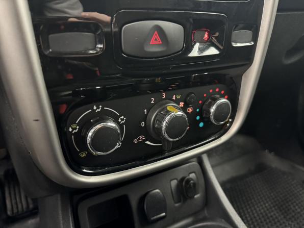 Renault Duster I с пробегом 2014 года, цена 887 000 рублей, 135786 км, внедорожник, Автокод Объявления