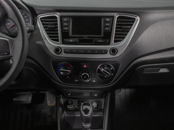 Hyundai Solaris II Рестайлинг с пробегом 2020 года, цена 1 354 000 рублей, 85284 км, седан, Автокод Объявления