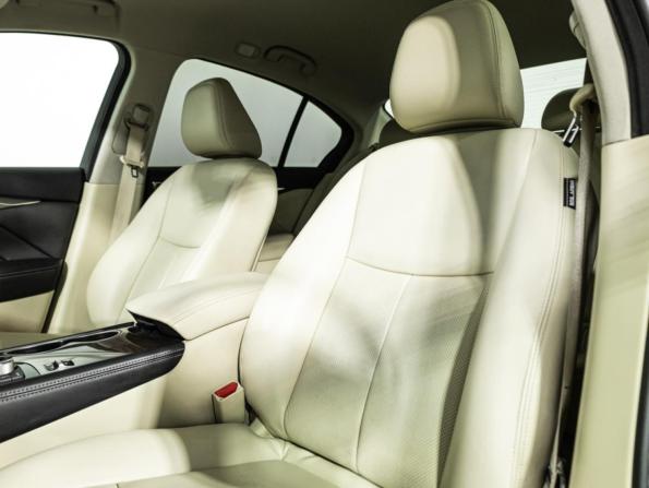 Infiniti Q50 I Рестайлинг с пробегом 2017 года, цена 2 199 700 рублей, 103321 км, седан, Автокод Объявления
