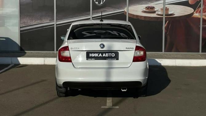 Skoda Rapid I с пробегом 2017 года, цена 907 000 рублей, 244465 км, лифтбек, Автокод Объявления