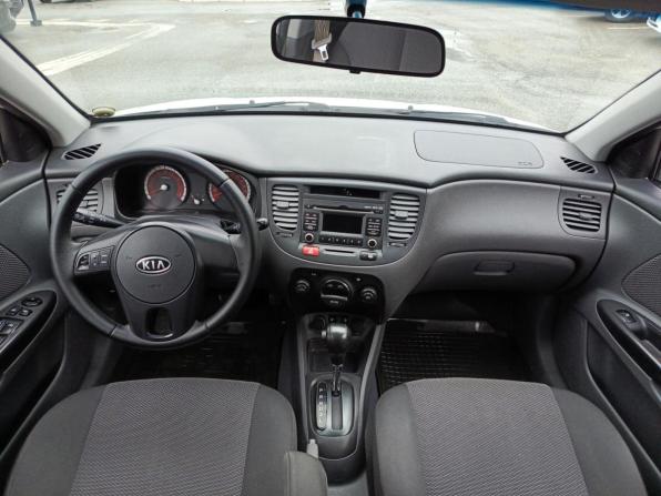 Kia Rio II Рестайлинг с пробегом 2011 года, цена 665 000 рублей, 224014 км, хэтчбек, Автокод Объявления