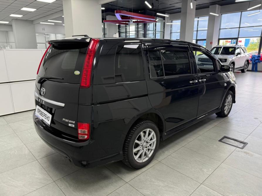 Toyota ISis I Рестайлинг Казань  - изображение 6