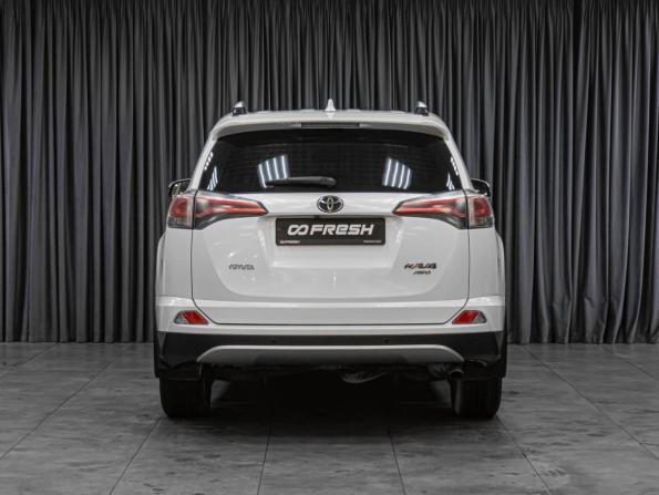 Toyota RAV4 IV (XA40) Рестайлинг с пробегом 2017 года, цена 2 999 000 рублей, 137463 км, внедорожник, Автокод Объявления