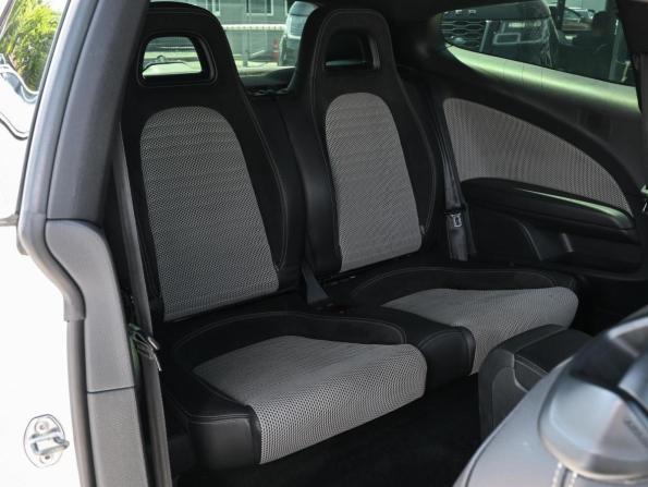 Volkswagen Scirocco III с пробегом 2011 года, цена 925 000 рублей, 199581 км, хэтчбек, Автокод Объявления
