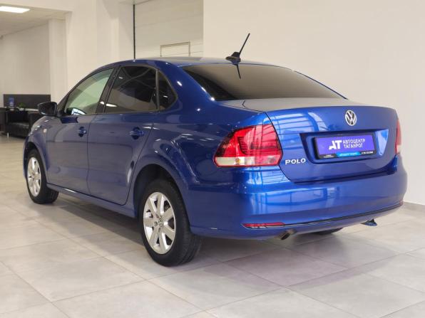 Volkswagen Polo V Рестайлинг с пробегом 2018 года, цена 1 490 000 рублей, 61000 км, седан, Автокод Объявления