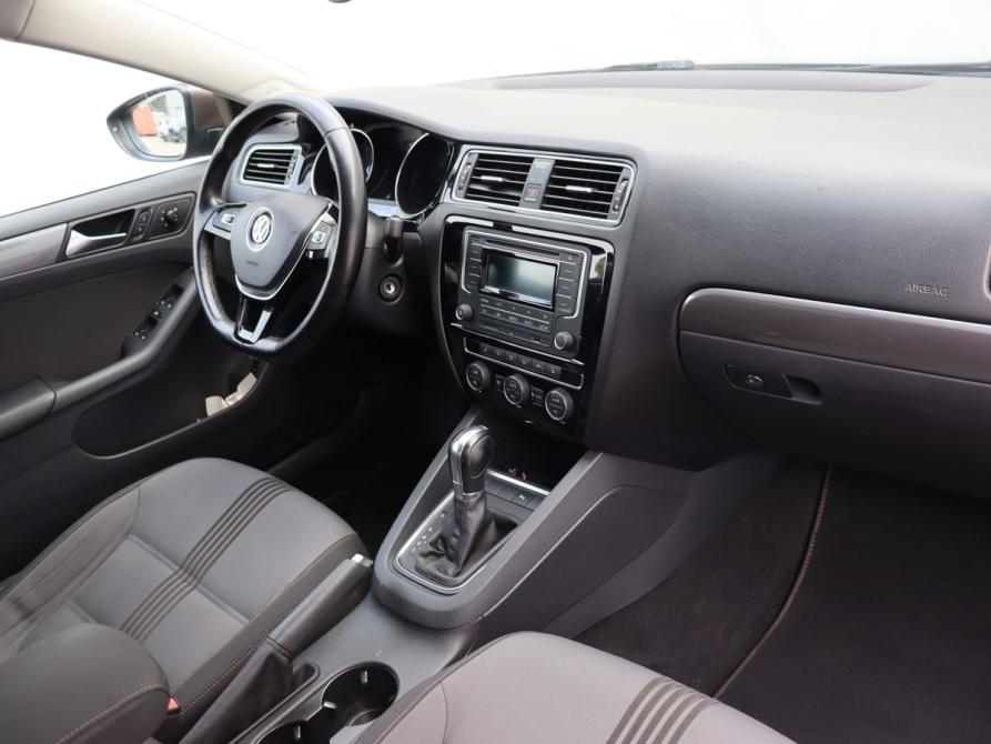 Volkswagen Jetta VI Рестайлинг Москва  - изображение 10