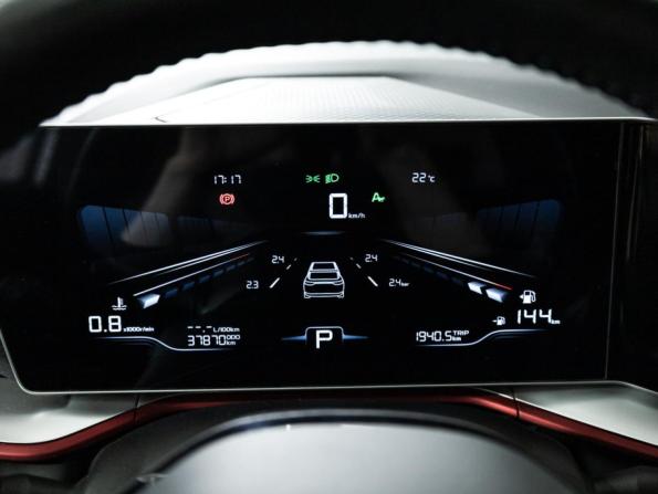 Geely Coolray I Рестайлинг с пробегом 2024 года, цена 2 149 700 рублей, 37867 км, внедорожник, Автокод Объявления