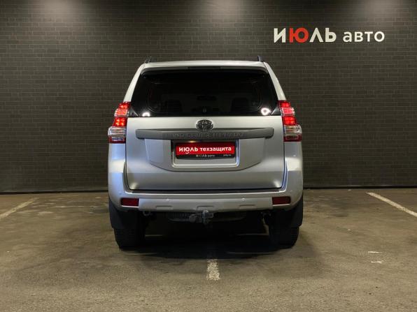 Toyota Land Cruiser Prado 150 Series Рестайлинг 1 с пробегом 2014 года, цена 2 850 000 рублей, 245081 км, внедорожник, Автокод Объявления