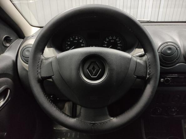 Renault Logan I Рестайлинг с пробегом 2015 года, цена 395 000 рублей, 173000 км, седан, Автокод Объявления