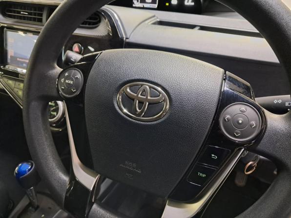 Toyota Aqua I Рестайлинг 2 с пробегом 2019 года, цена 1 390 000 рублей, 100470 км, хэтчбек, Автокод Объявления
