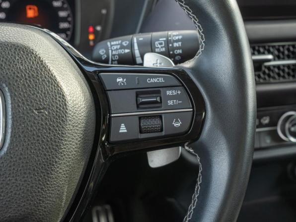 Honda ZR-V с пробегом 2024 года, цена 3 398 000 рублей, 21379 км, внедорожник, Автокод Объявления