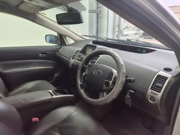 Toyota Prius II Рестайлинг (XW20) с пробегом 2007 года, цена 550 000 рублей, 450395 км, лифтбек, Автокод Объявления