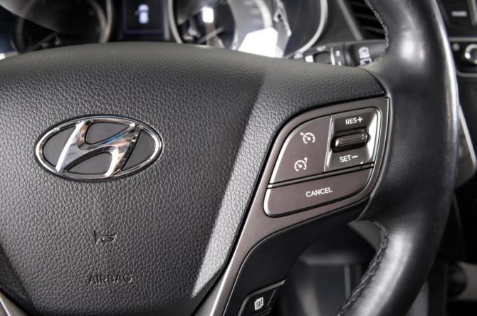 Hyundai Santa Fe III Рестайлинг с пробегом 2016 года, цена 2 099 000 рублей, 182814 км, внедорожник, Автокод Объявления