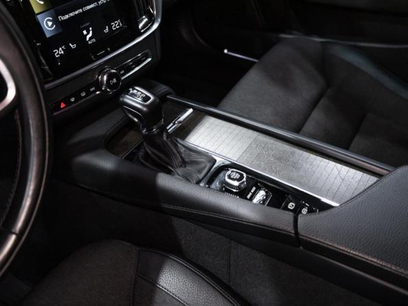 Volvo V90 Cross Country I с пробегом 2019 года, цена 3 459 585 рублей, 136518 км, универсал, Автокод Объявления