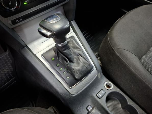 Skoda Octavia II (A5) Рестайлинг с пробегом 2010 года, цена 599 000 рублей, 222129 км, лифтбек, Автокод Объявления