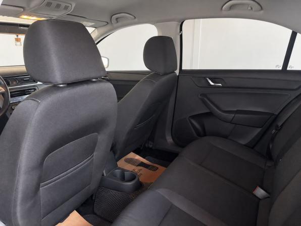 Skoda Rapid I с пробегом 2014 года, цена 1 299 000 рублей, 98600 км, лифтбек, Автокод Объявления