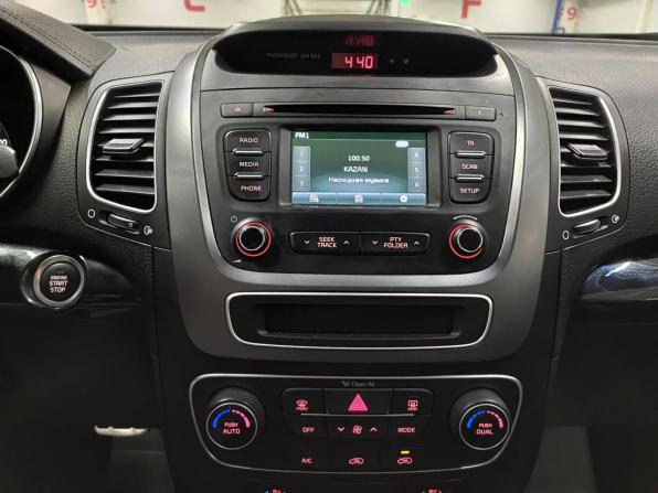 Kia Sorento II Рестайлинг с пробегом 2019 года, цена 2 550 000 рублей, 57942 км, внедорожник, Автокод Объявления