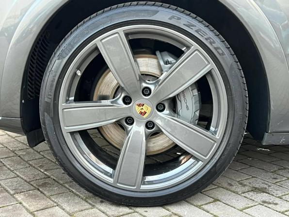 Porsche Cayenne III с пробегом 2018 года, цена 6 299 000 рублей, 87870 км, внедорожник, Автокод Объявления