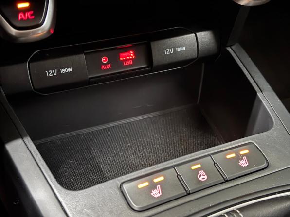 Kia Rio IV с пробегом 2020 года, цена 1 335 000 рублей, 61156 км, седан, Автокод Объявления