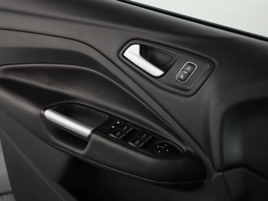 Ford Kuga II Рестайлинг Санкт-Петербург  - изображение 18