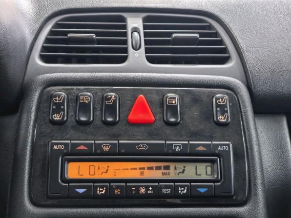 Mercedes-Benz CLK-Класс I (W208) Рестайлинг с пробегом 2000 года, цена 487 000 рублей, 279000 км, купе, Автокод Объявления