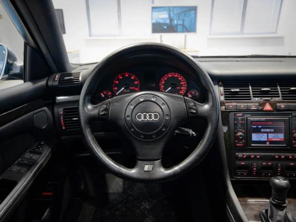 Audi S8 I (D2) Рестайлинг с пробегом 2000 года, цена 1 499 000 рублей, 222054 км, седан, Автокод Объявления