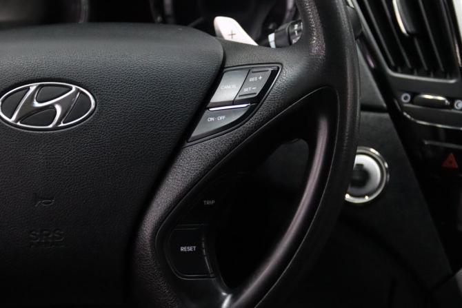 Hyundai Sonata VI (YF) с пробегом 2011 года, цена 945 450 рублей, 150877 км, седан, Автокод Объявления