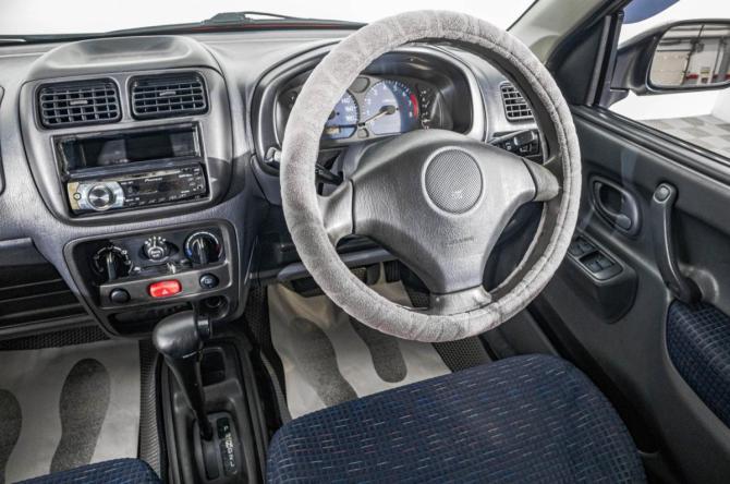 Suzuki Swift II Рестайлинг с пробегом 2003 года, цена 399 000 рублей, 266000 км, хэтчбек, Автокод Объявления