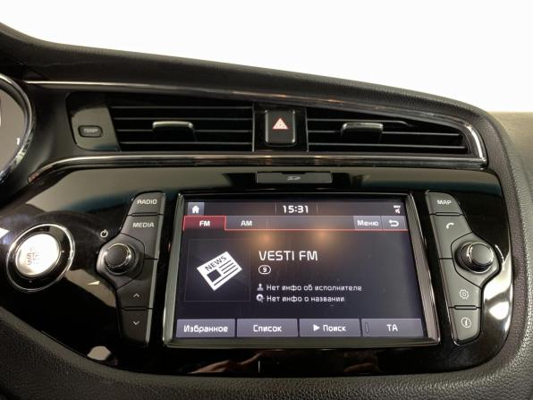 Kia Ceed II Рестайлинг с пробегом 2018 года, цена 1 368 000 рублей, 144690 км, хэтчбек, Автокод Объявления