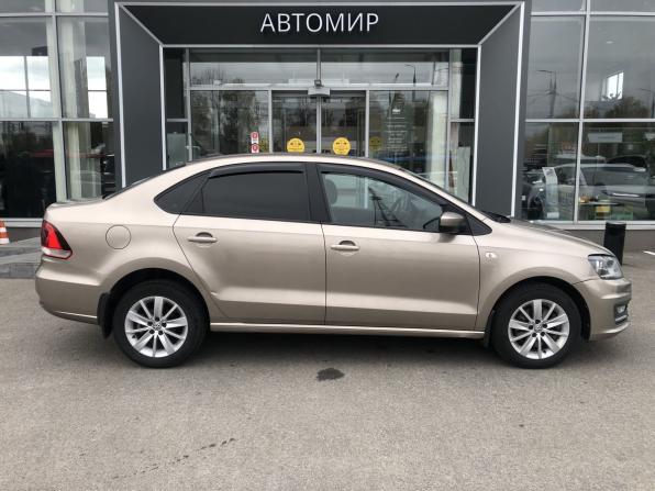 Volkswagen Polo V Рестайлинг с пробегом 2017 года, цена 1 218 500 рублей, 119000 км, седан, Автокод Объявления