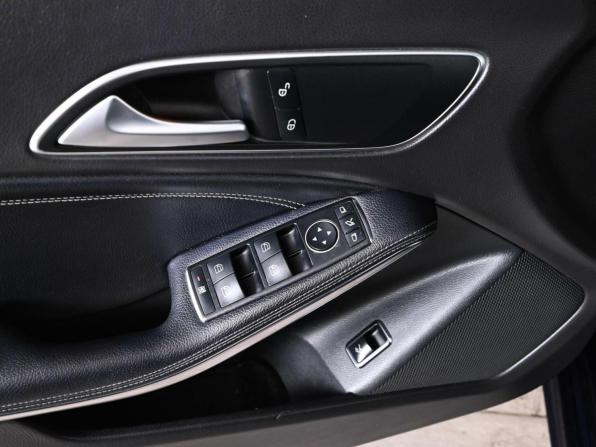Mercedes-Benz CLA I (C117 X117) Рестайлинг с пробегом 2017 года, цена 1 580 000 рублей, 184353 км, седан, Автокод Объявления