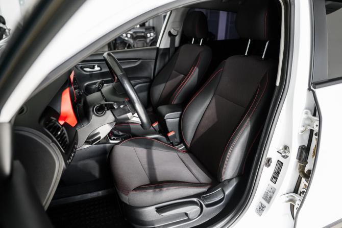 Kia Rio IV Рестайлинг с пробегом 2022 года, цена 1 850 000 рублей, 57121 км, хэтчбек, Автокод Объявления