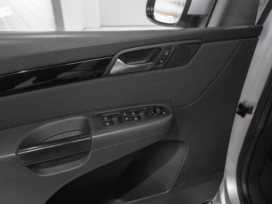 SEAT Alhambra II Рестайлинг Москва  - изображение 19