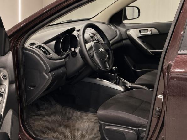 Kia Cerato II с пробегом 2011 года, цена 849 000 рублей, 258000 км, седан, Автокод Объявления