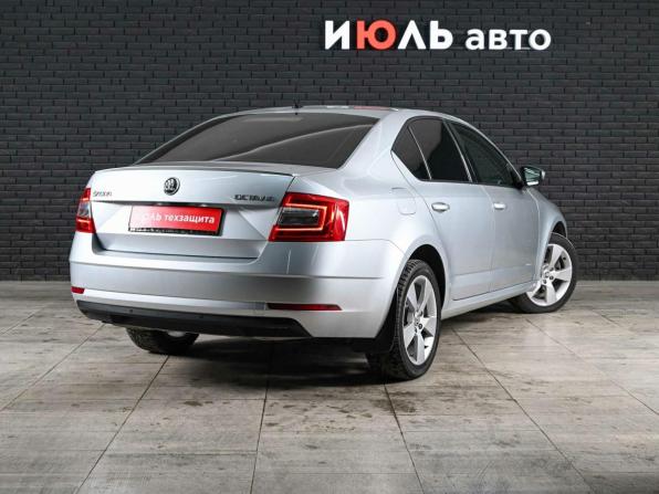 Skoda Octavia III (A7) Рестайлинг с пробегом 2017 года, цена 1 690 000 рублей, 130430 км, лифтбек, Автокод Объявления