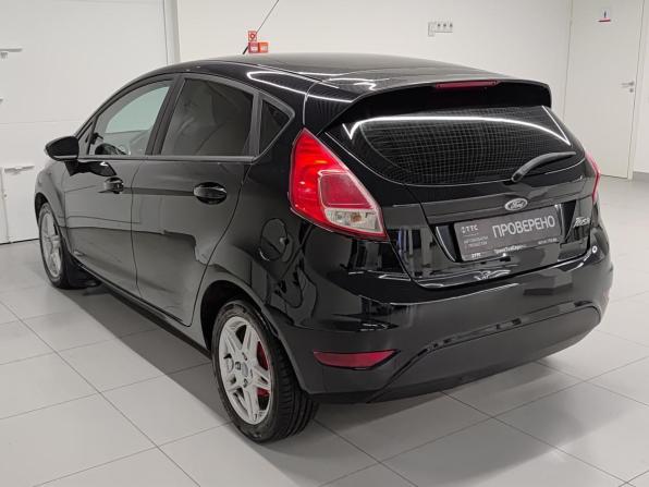 Ford Fiesta Mk6 Рестайлинг с пробегом 2015 года, цена 864 000 рублей, 122542 км, хэтчбек, Автокод Объявления