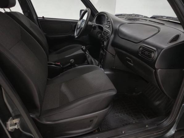 Chevrolet Niva I Рестайлинг с пробегом 2018 года, цена 650 000 рублей, 195708 км, внедорожник, Автокод Объявления